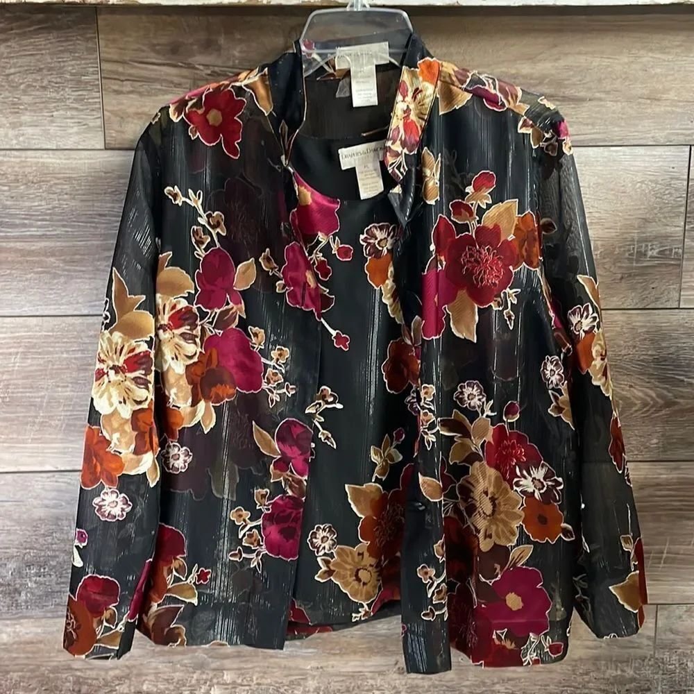 Draper’s & Damon’s Petites Ladies 2 pc blouse set Size PL Floral Black/Red/Gold